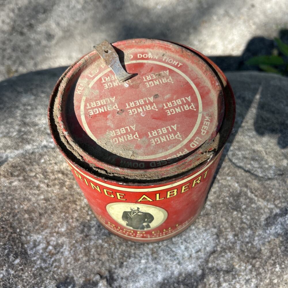 Vintage Prince Albert Vintage Crimp Cut Pipe & Cigarette Tobacco Tin Can Patina - Picture 2 of 6